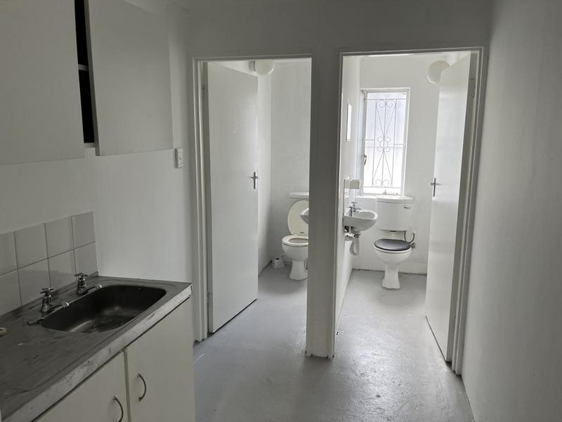 To Let commercial Property for Rent in Woodstock Western Cape